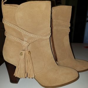 Tommy Hilfiger boots